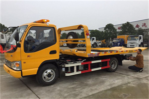 旅顺口哪里有拖车服务